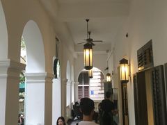 大堂-星巴克臻选(广州沙面店)