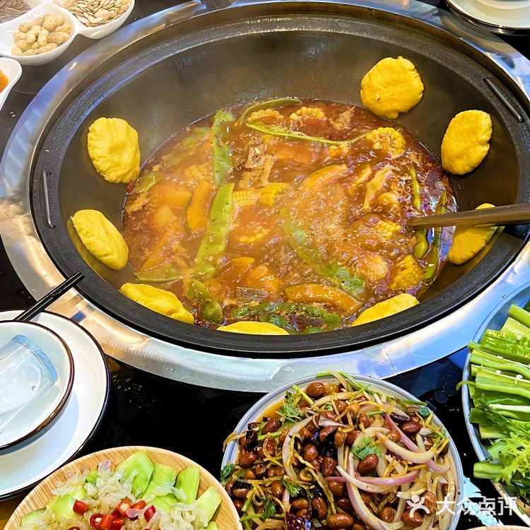 在杭州!正宗东北铁锅炖🥘爆满必打卡