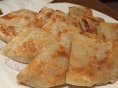 京都肉饼-北李妈妈菜·虾爬子大锅贴(贵和店)