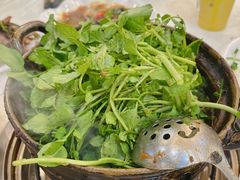 -渝君重庆火锅(嘉宾路店)