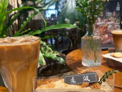 焦糖玛奇朵-邊渡咖啡