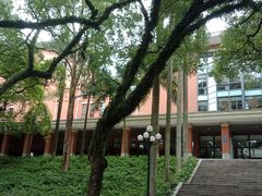 -中山大学（广州校区南校园）图书馆