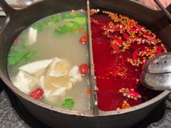-三出山火锅(南京万象天地店)