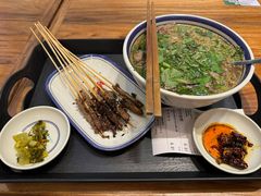 -云阿蛮云南生烫牛肉米线(奉贤路店)