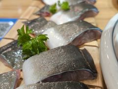 -青瓦餐厅·生鱼片·韩园烤肉(西塔店)