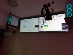 -VR间客漫虚拟现实体验馆(汉街店)