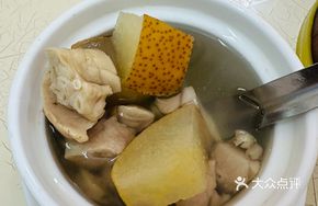 Sichuan贝 and Pear Stewed Pork Lung