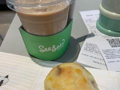冰拿铁-Seesaw Coffee(上生新所店)