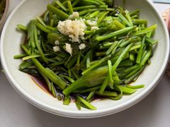 -饱嗝·小炒云南菜·见手青乌鸡汤锅(来凤街国创园店)