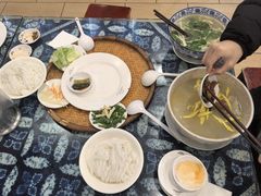 -桥香园云南过桥米线(金马碧鸡店)