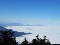 -峨嵋山金顶