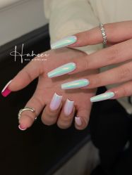 -花岐款式专研健康美甲沙龙