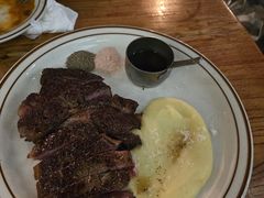 -羽深肉铺 Steak & Wine