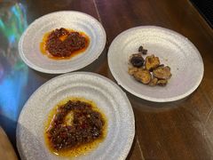 -富正毅三下锅·湘西韵味(天门山索道店)
