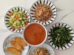 -天鹅到家·保姆月嫂育儿嫂(总店)