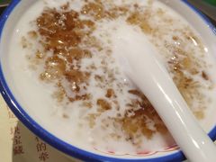 桃胶银耳西米露-五条人糖水铺(光谷世界城店)