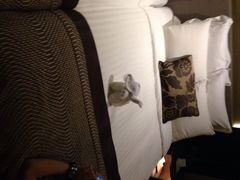 iphone_upload_pic-阿瓦尼河滨曼谷酒店