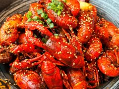 -肥肥虾庄·金牌油焖大虾(杨园滨江时代walk店)