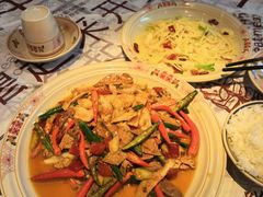 -耙吉吉川味小酒馆(本地人回头店)
