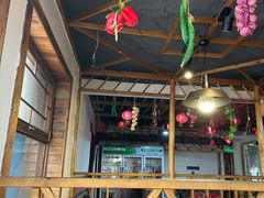 散养公鸡锅-缘福乡村铁锅炖民宿(八达岭店)