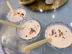 酸奶-马尔龙新疆饭店·清真(瑞景店)