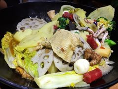 -万记麻辣烫国展总店