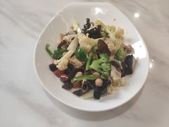 素菜杂烩-培万河间驴火•驴肉火锅(东平店)