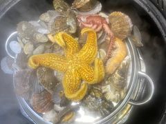 -锅老头海鲜铁锅炖