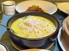 手剥虾仁煮干丝-扬州香格里拉·香宫中餐厅