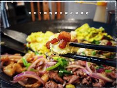 -丁姨妈贵州臭豆腐烙锅(甲秀楼店)