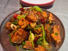 -丽伟的串·烧烤·砂锅(季景天地店)