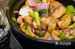 Stir-fried Squid and Chicken Pot