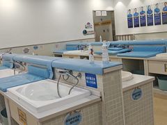 -蓝旗亲子游泳(范湖万达广场店)