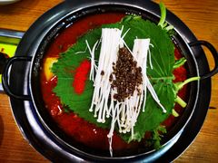 -喇喇排骨火锅·传统韩式脊骨汤(望京西园总店)
