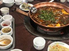 -朝伟清真铜瓢牛肉馆(三十年老·店)