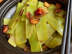 青笋煲-马仕玖煲·融合菜·酥不腻烤鸭(人大店)