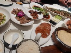 -梅利汴京烤鸭•开封豫菜地标店(东大街店)