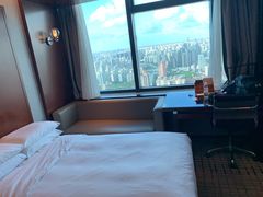 -上海龙之梦万丽酒店