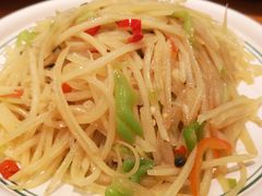 招牌皱皮椒土豆丝-云海肴·汽锅鸡·云南菜(广安门天虹店)