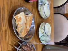 -怡妮新疆风味餐厅(东江湾路店)