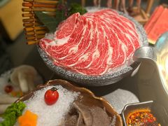 -湊湊火锅·茶憩(杭州湖滨银泰in77店)