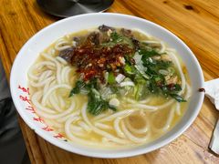 -文山荷鲜居(翠湖店)