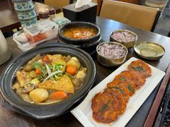 -釜山豚骨汤饭(芝罘万达广场店)