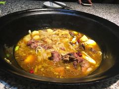 酸菜炖排骨-山里屯铁锅炖(哈尔滨中央大街店)