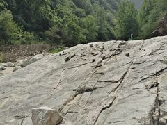 -沣峪森林公园龙潭戏水景区