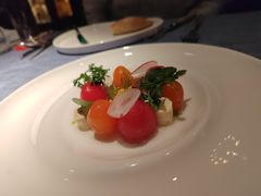 -弦月窗LUNETTE BY AMANDA(复兴路店)