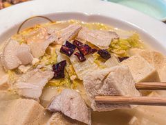 -山河屯铁锅炖·非遗东北菜(南山店)