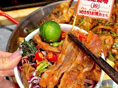 -威记烧嘢·南宁烧烤·超级生牛(绿地店)