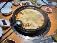 -一朵菌·野生菌探索家火锅(南亚店)