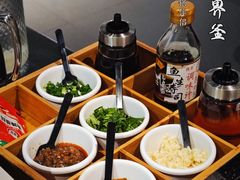 -无界釜·河豚鱼汤锅(红山动物园店)